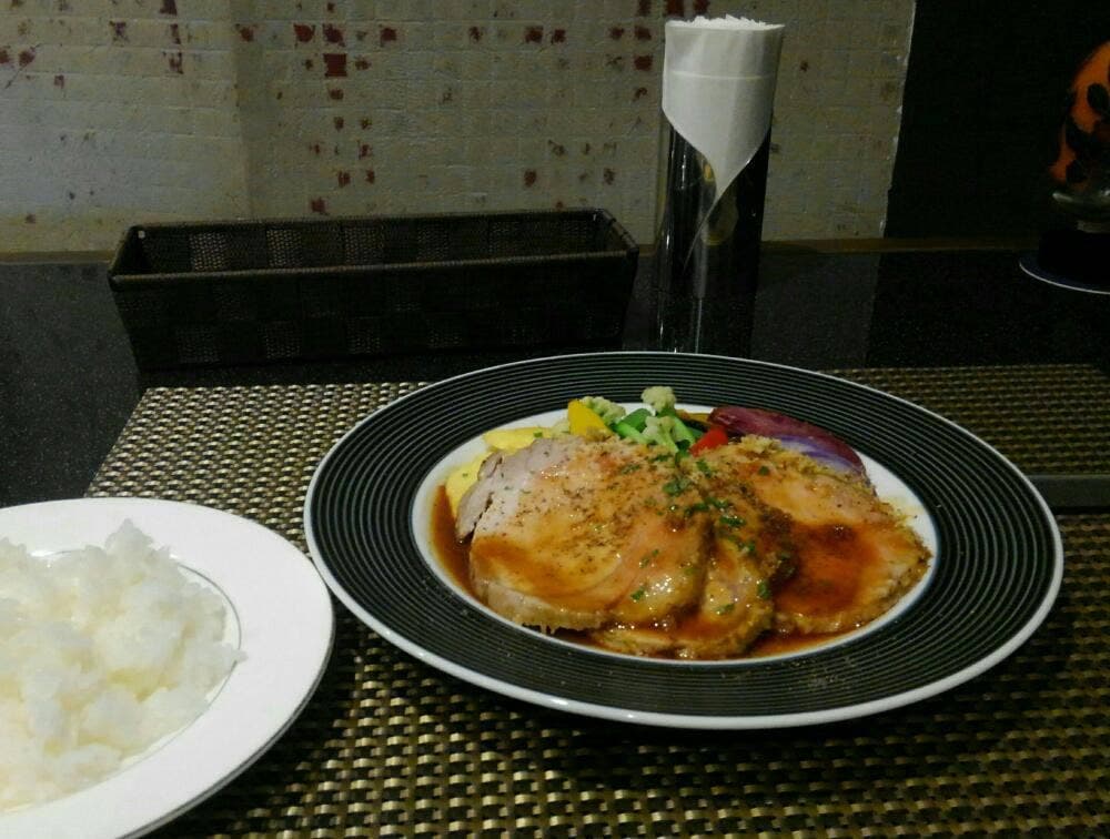 Bar & Kitchen 澤田