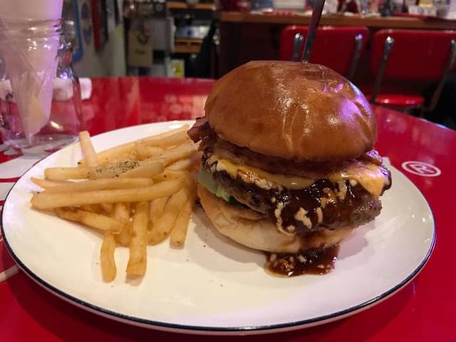 DINER & BAR LIBERTY - サブ画像1
