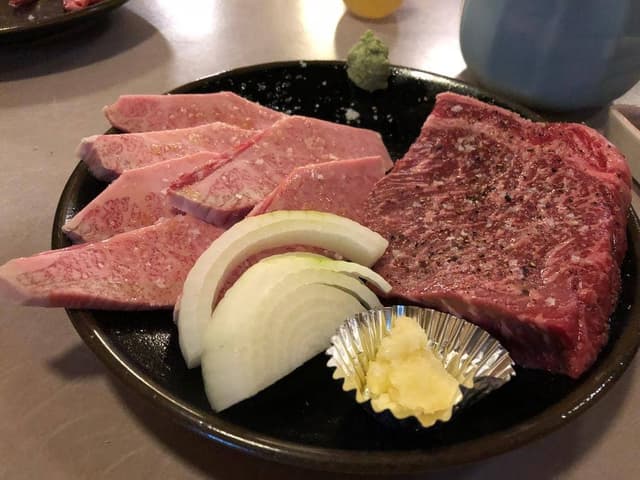 炭火焼肉 三晃 - サブ画像3