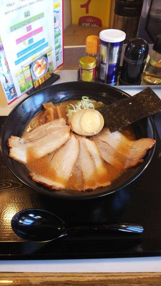 ラーメン&一杯屋 万笑