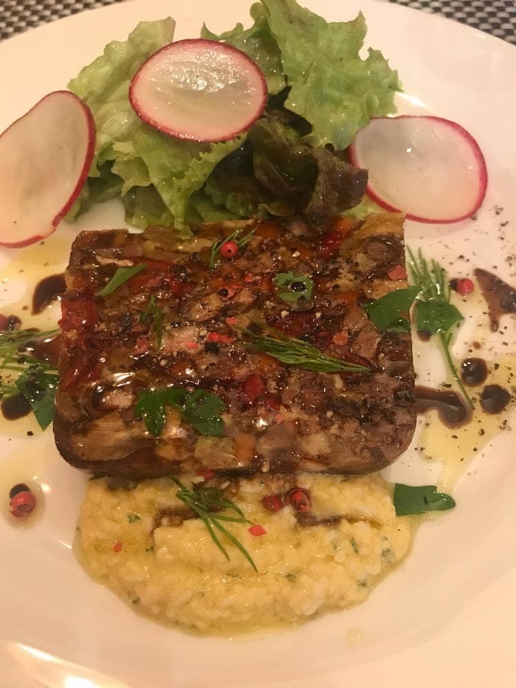 Le Bistro Alpine