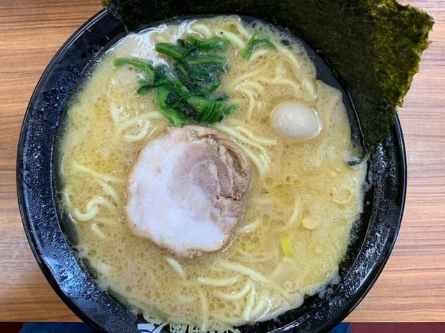 横浜家系ラーメン 町田商店 太平通店 - サブ画像1