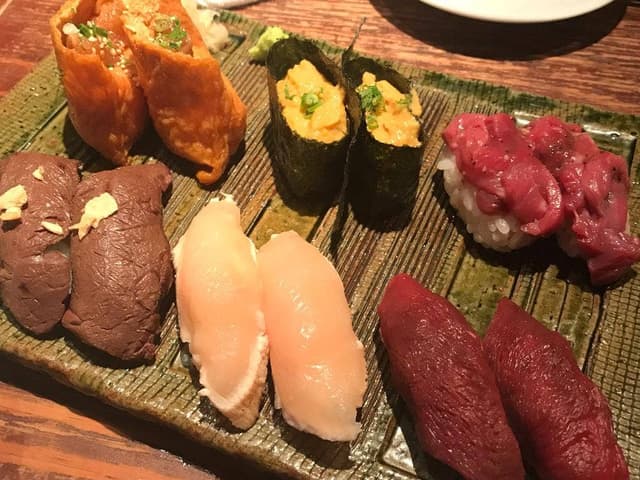 バル肉寿司 福島店 - サブ画像1