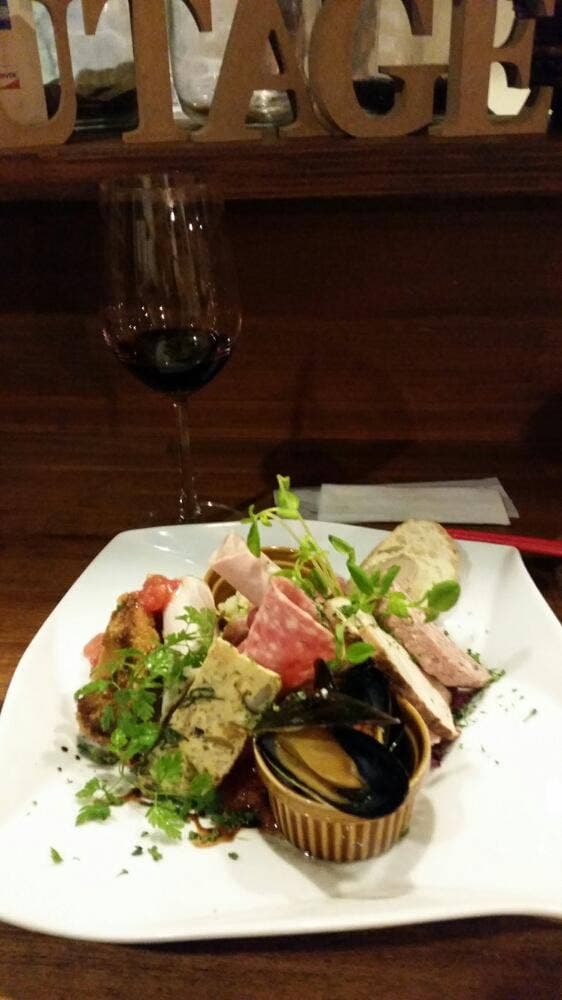 BISTRO&BAR・UTAGE - サブ画像1