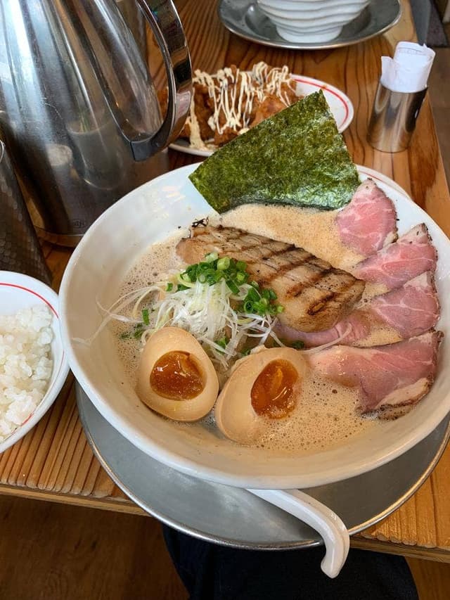 麺作 赤シャモジ 本店 - サブ画像1