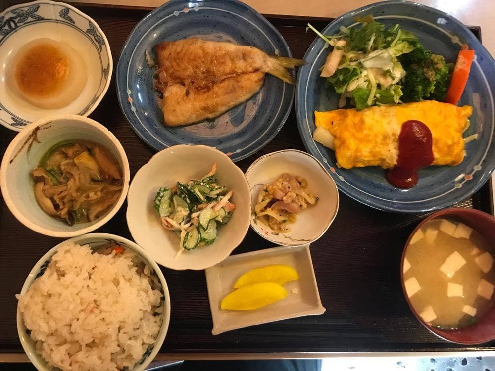 めし処 よしき