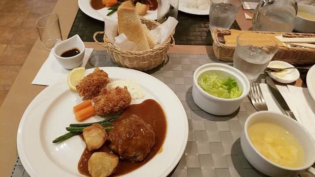 洋食キッチン シオン - サブ画像3