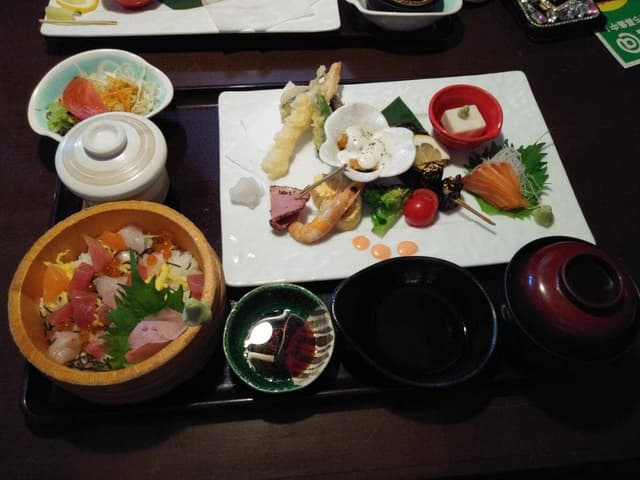 楽 関店 - サブ画像3