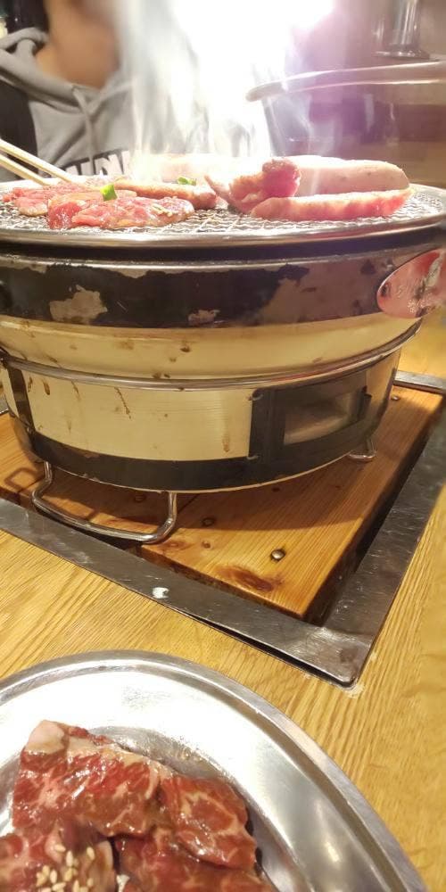 炭火焼肉ホルモン 笑福 - サブ画像1