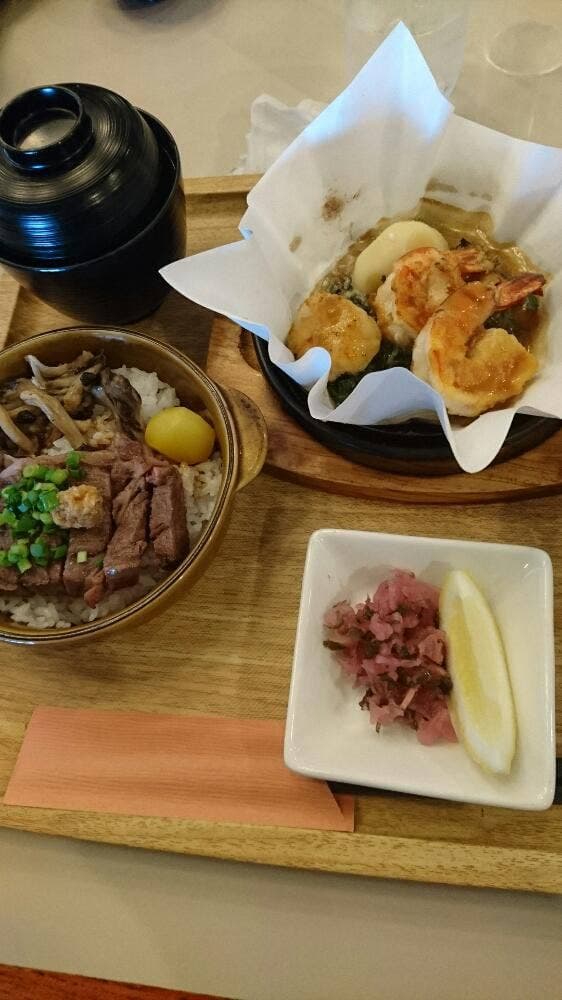ロイヤルホスト 飯塚店 - サブ画像1