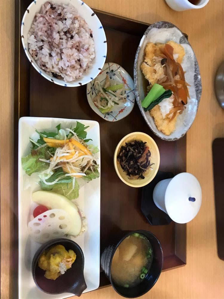 野菜食堂 ななかまど