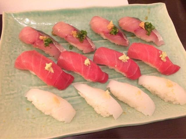 寿司栄 掛尾店 - サブ画像2