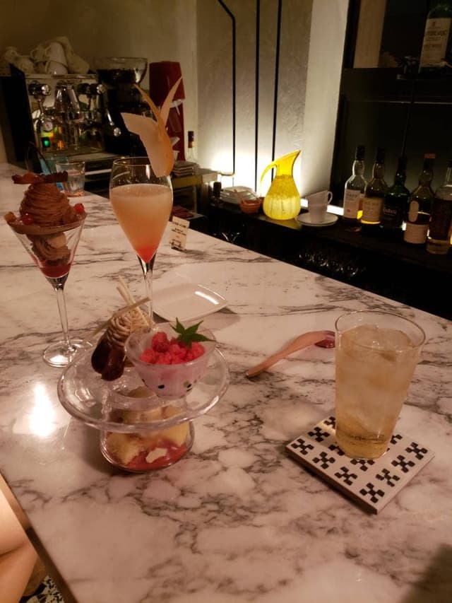 チョコレートとパフェ そしてお酒 フロランタン - サブ画像3