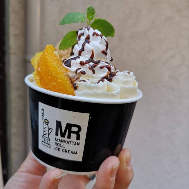 MANHATTAN ROLL ICE CREAM - サブ画像1