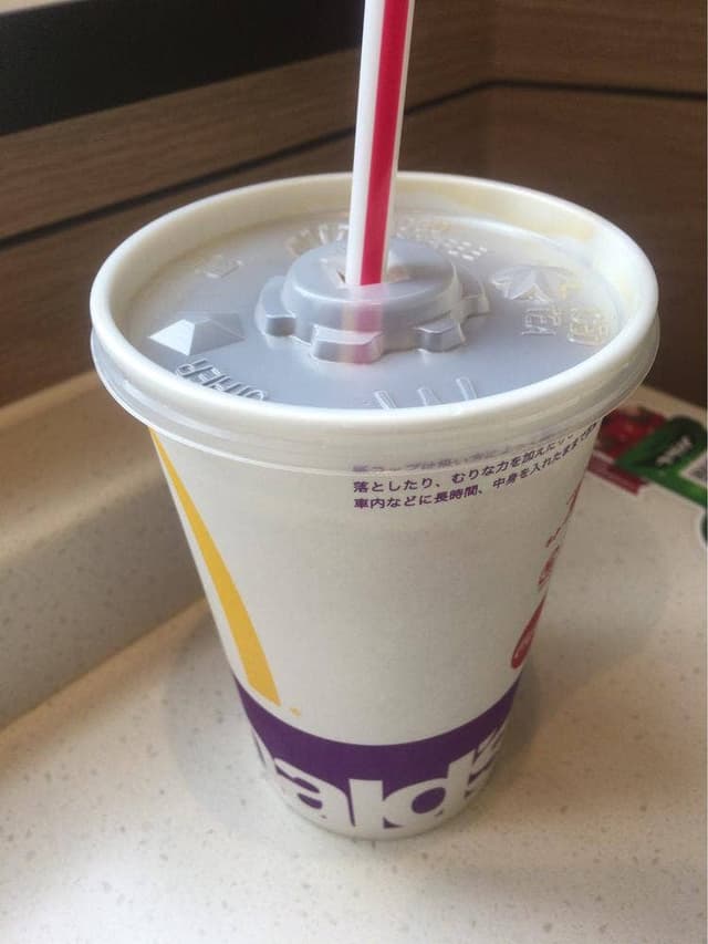 マクドナルド 十条駅前店 - サブ画像1