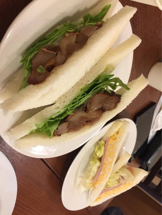 サンドイッチカフェ ファミーユ 尼崎店 - サブ画像1