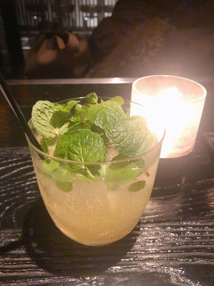 マーサー ラウンジ