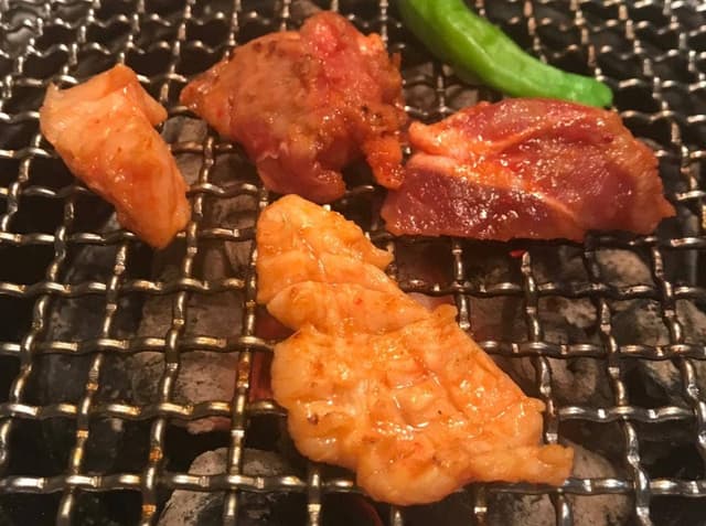 炭焼ホルモン金泉 - サブ画像2