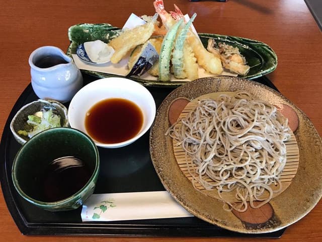 手打ちそば満作 - サブ画像1