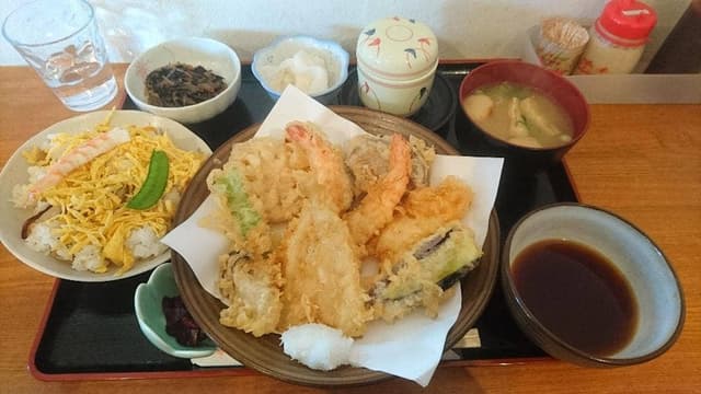 かさおか食堂 - サブ画像3