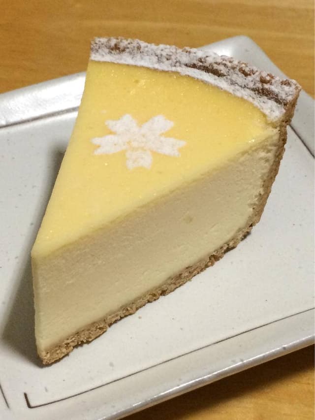 サクラスイーツ＆ポエム マリエとやま店 - サブ画像2