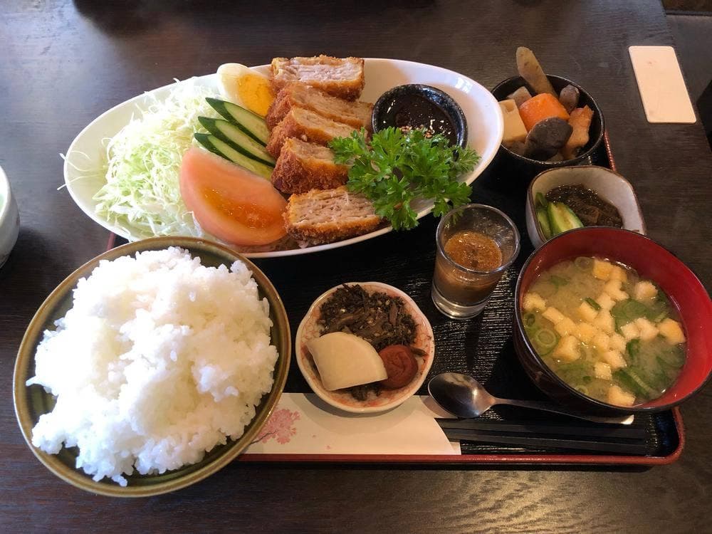 お食事処 愛ちゃん