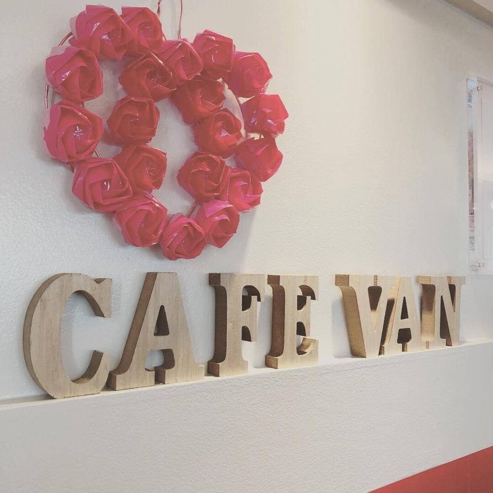 cafe VAN