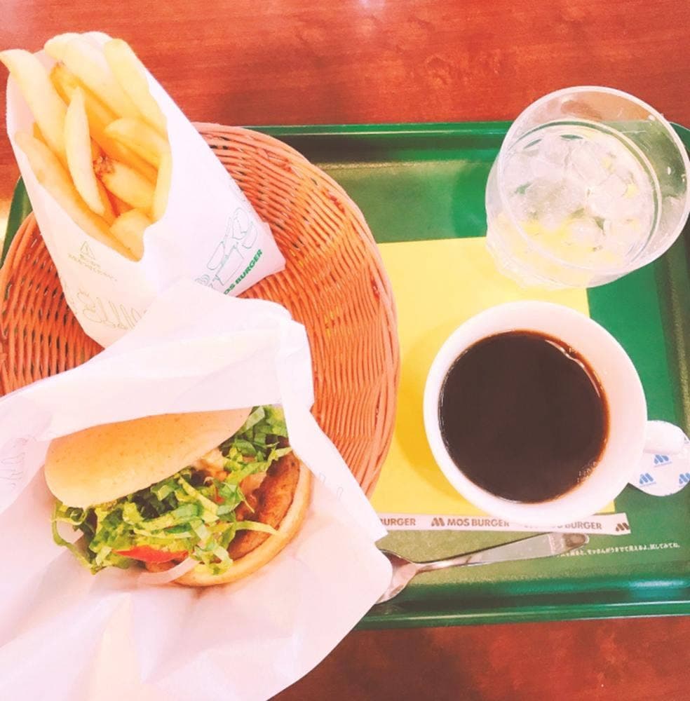 モスバーガー 大分鶴崎店