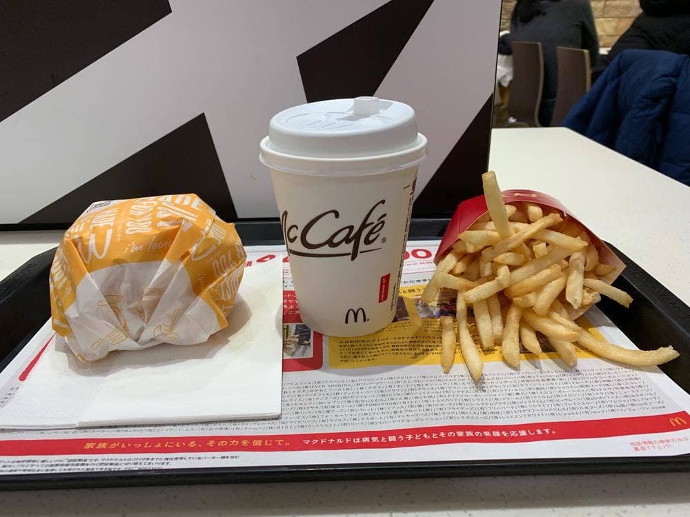 マクドナルド 上大岡カミオ店