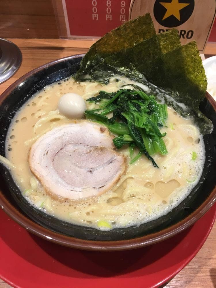 横浜家系ラーメン 伊勢佐木家