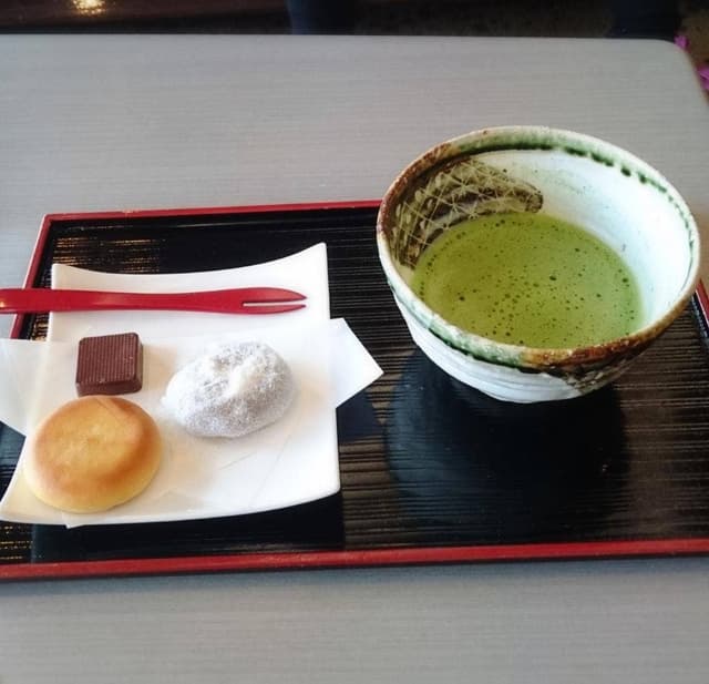 喫茶ラウンジ 扇 道後館 - サブ画像1