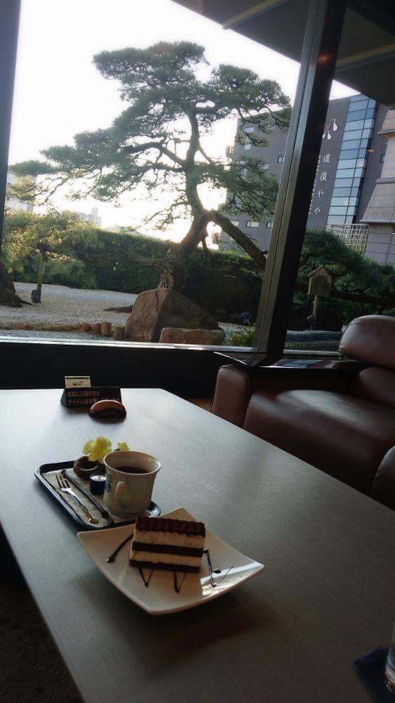 喫茶ラウンジ 扇 道後館 - サブ画像2