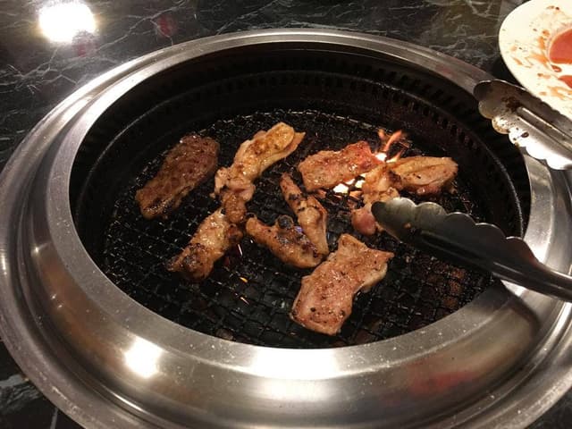 焼肉磐梯山 - サブ画像1