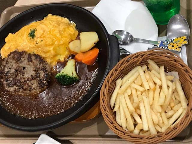 十六穀米オムライス&ドリア専門店 おむらいす亭 ゆめタウン光の森店 - サブ画像1