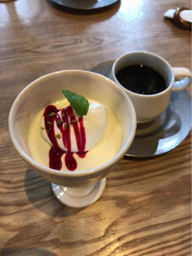 SAPPORO FLOWER &CAFE - サブ画像1
