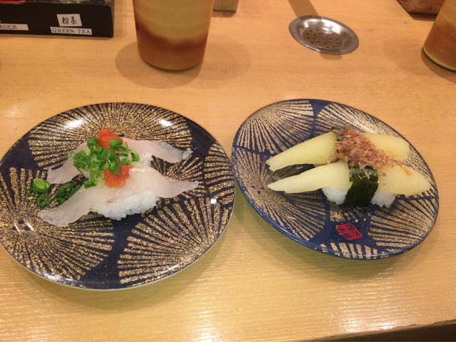 グルメ回転寿司 鈴木水産 鈴鹿店 - サブ画像2