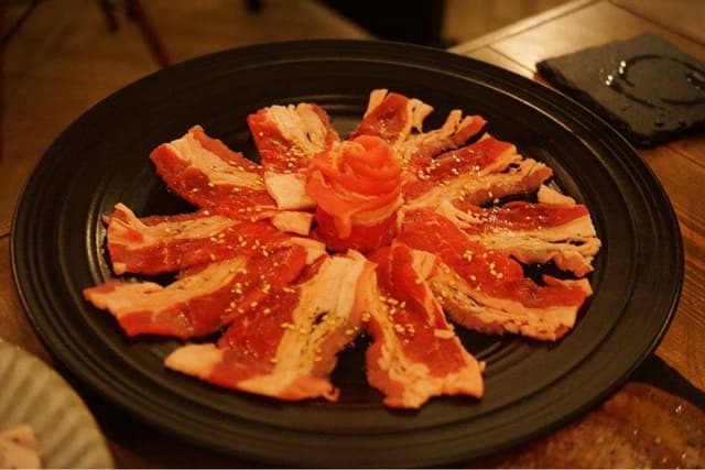 焼肉バル 牛黒 - サブ画像1