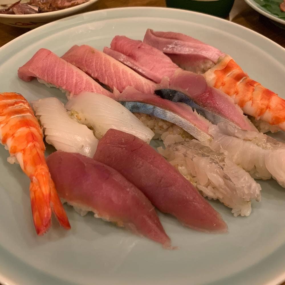 魚魚亭遊路