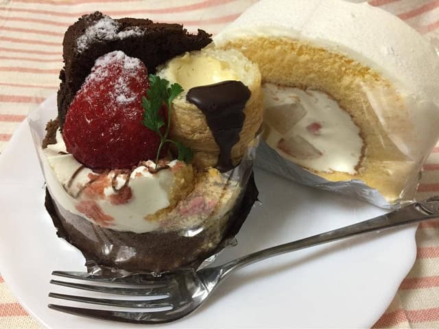 洋菓子工房 シャノワール ヨークベニマル 石岡店 - サブ画像2