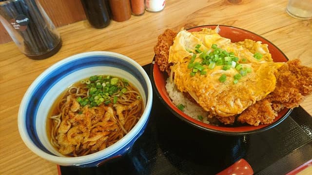 鐘庵 上新屋楽園店 - サブ画像1