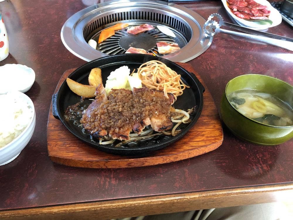 焼肉の鷹