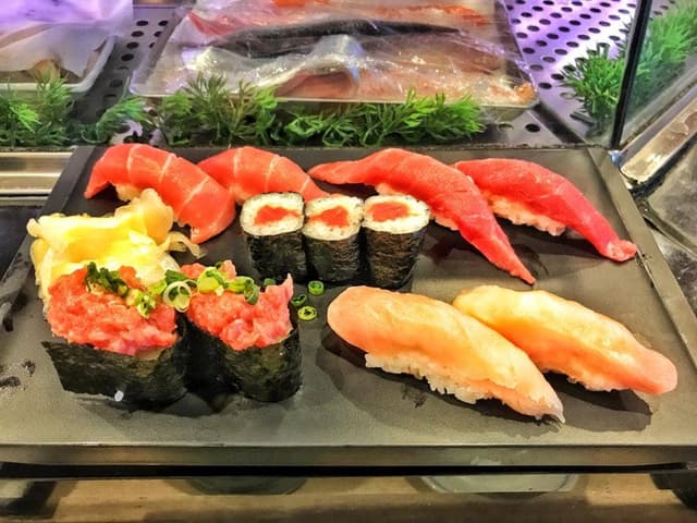 すしざんまい 東新宿店 - サブ画像3