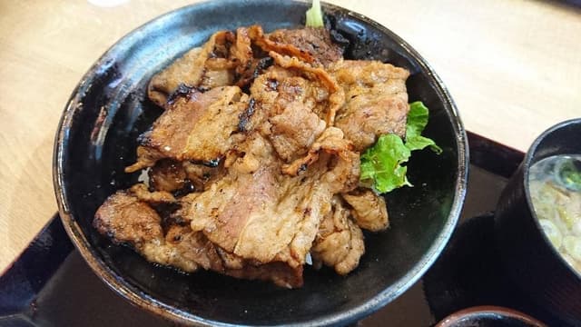 肉のヤマキ商店 イオンモール伊丹 - サブ画像2