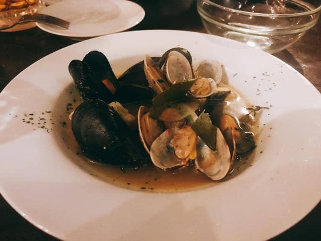 ブラッスリー ラ・トゥール - サブ画像1