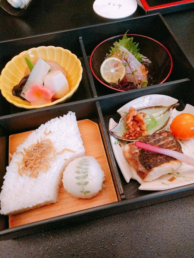 割烹 天ぷら 三太郎 - サブ画像3