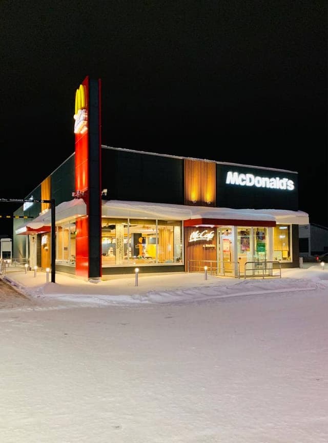 マクドナルド 39号旭川永山店 - サブ画像1