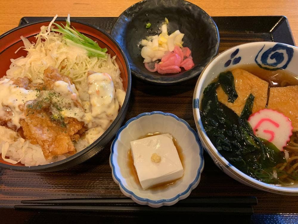 和食 楽庵 イオン北谷店