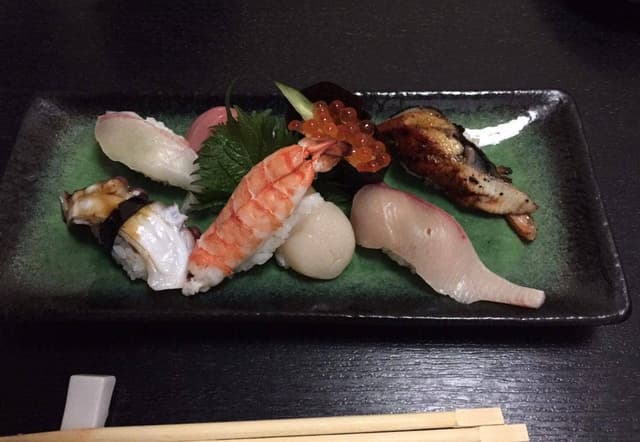 銀鮨 - サブ画像3