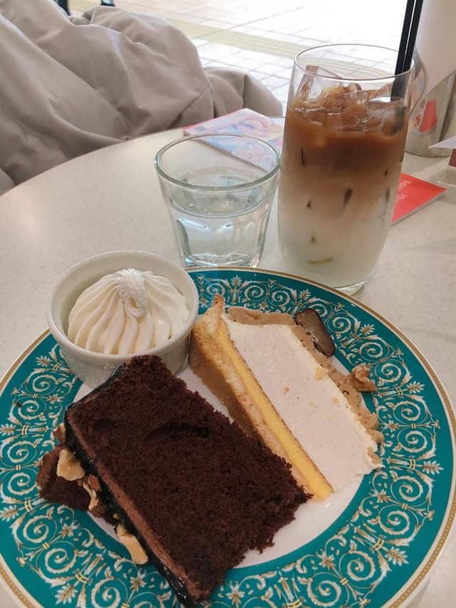 CaFe LA MILLE 横浜ジョイナス クラシック店 - サブ画像3