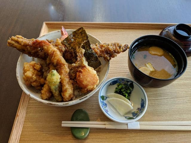 レストラン ロータス - サブ画像1